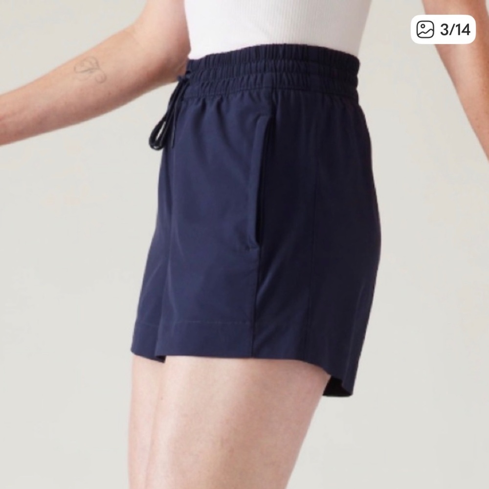 Athleta Midday Short - Picture 4 of 8